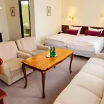 Buergerhof Hotel
