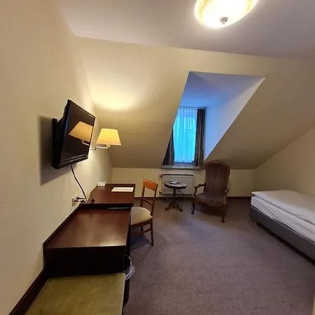 Buergerhof מלון 3*