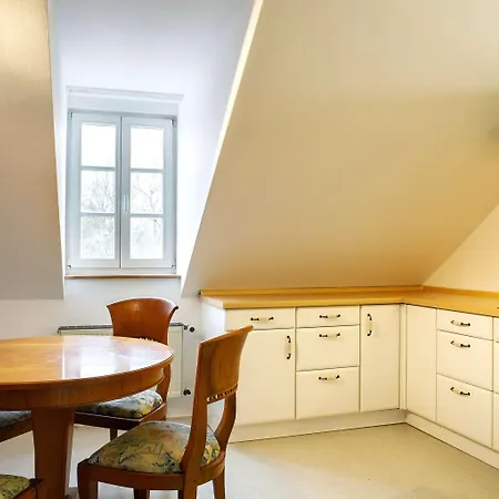 Buergerhof וצלאר