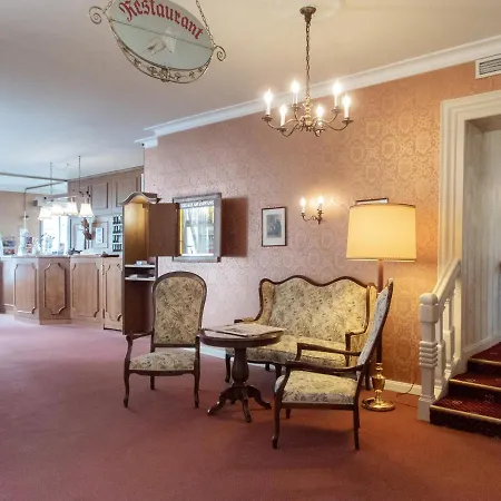 Hotel Buergerhof 3*